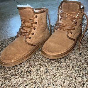 Tan Ugg boots
